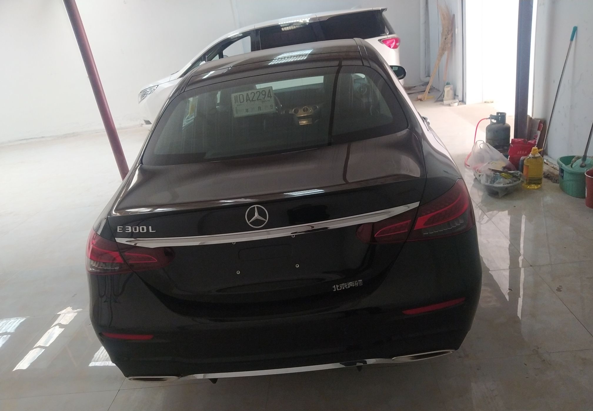 奔驰E级 2022款 改款三 E 300 L 运动豪华型