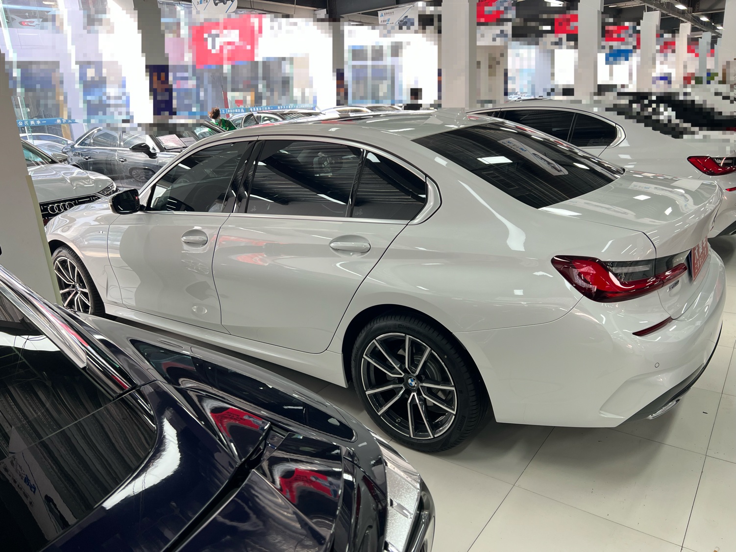 宝马3系 2022款 325Li xDrive M运动套装