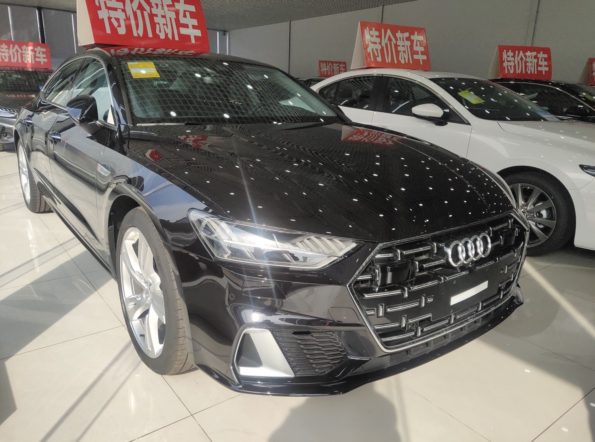 奥迪A7L 2022款 45 TFSI S-line 筑梦未来版