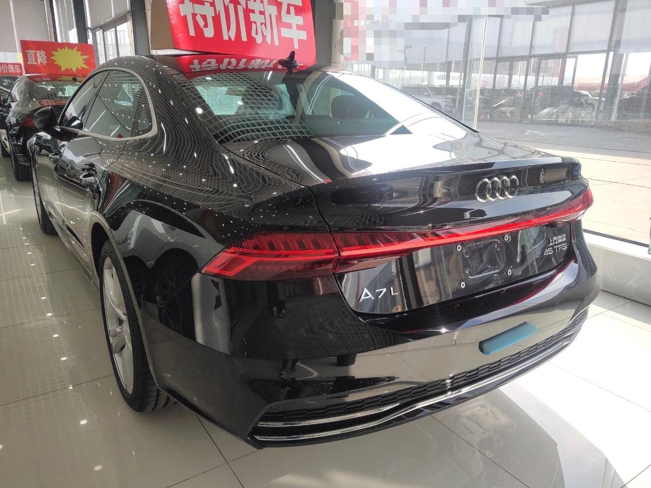 奥迪A7L 2022款 45 TFSI S-line 筑梦未来版