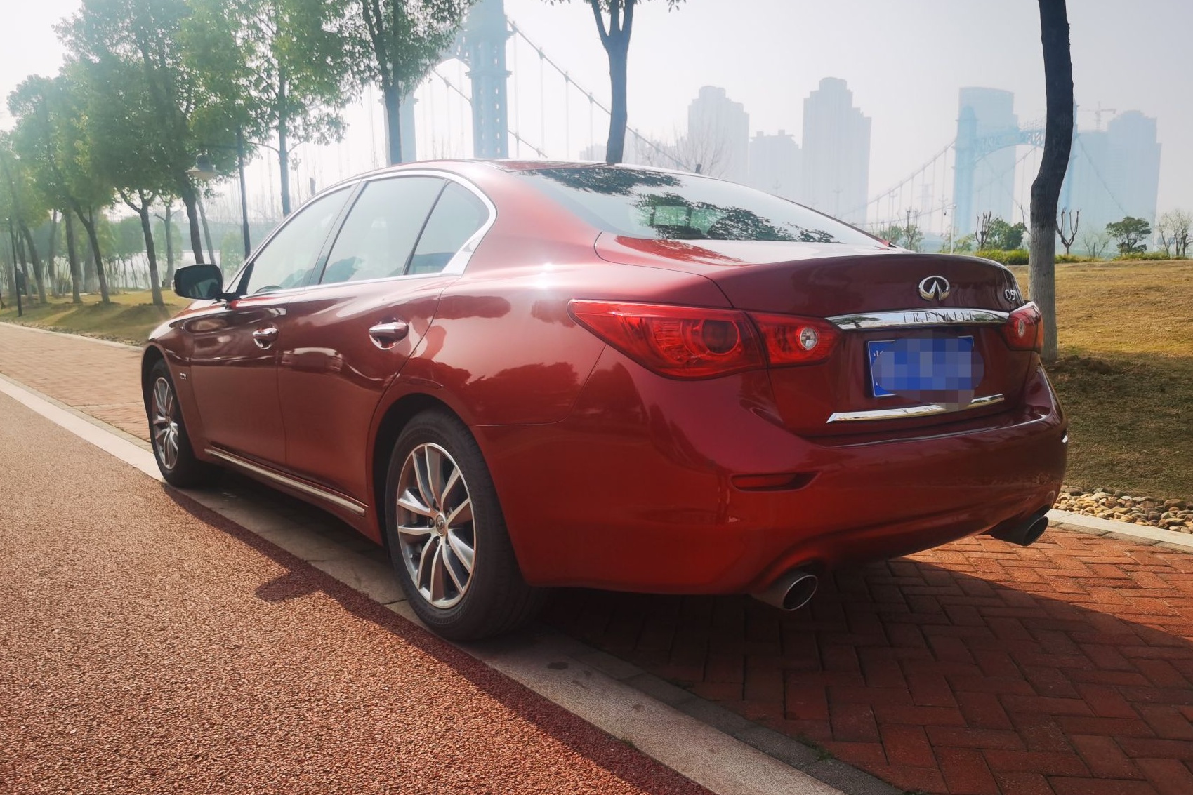 英菲尼迪Q50L 2015款 2.0T 悦享版