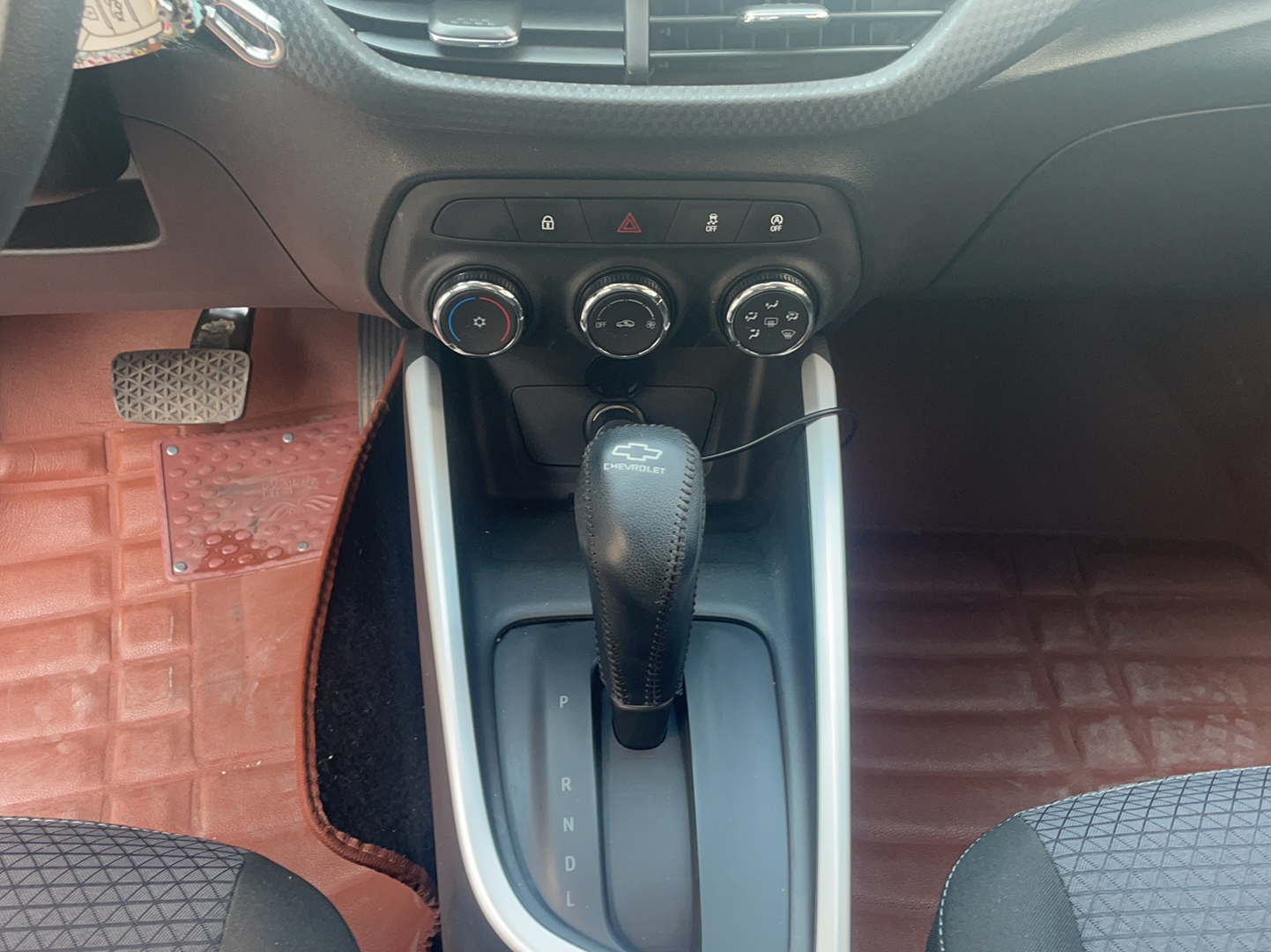 雪佛兰 科沃兹 2020款 325T 自动欣悦版 国VI