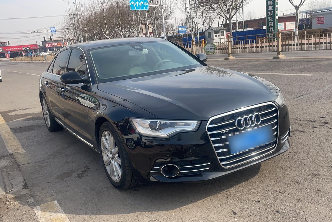 奥迪A6L 2012款 50 TFSI quattro 豪华型