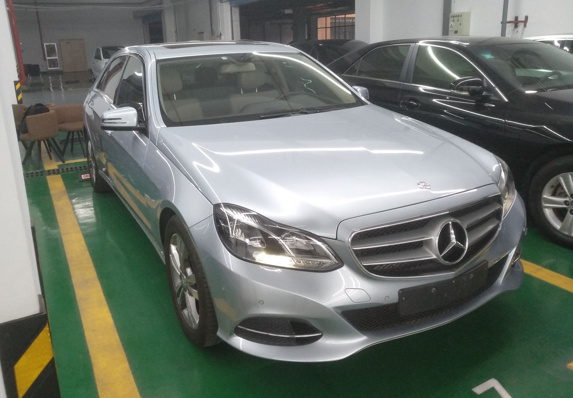 奔驰E级 2014款 E 260 L 运动型