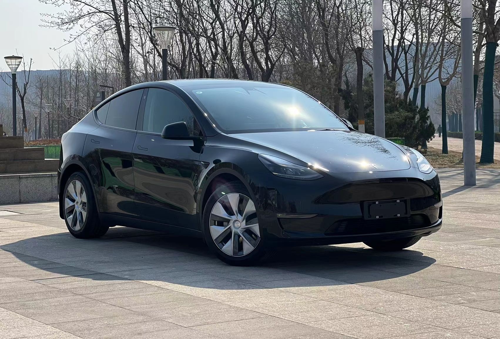 特斯拉 Model Y 2021款 标准续航后驱版