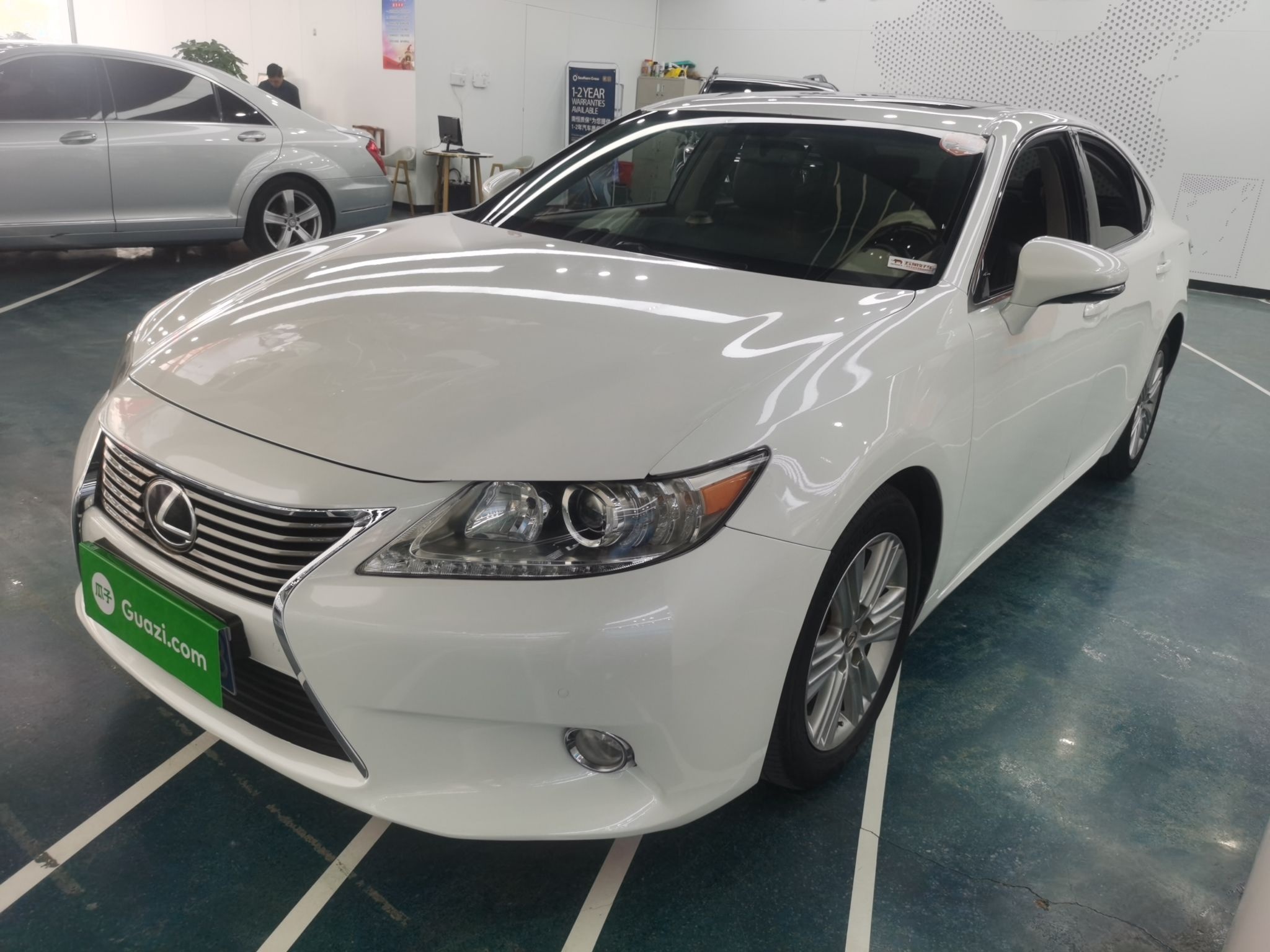 雷克萨斯ES 2013款 250 精英版