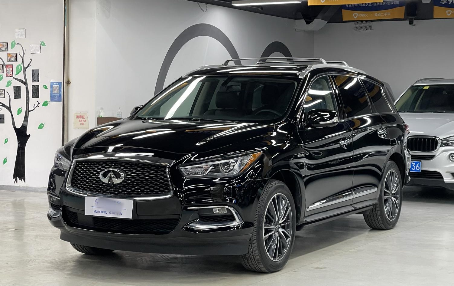 英菲尼迪QX60 2018款 2.5T Hybrid 两驱冠军家庭版(进口)