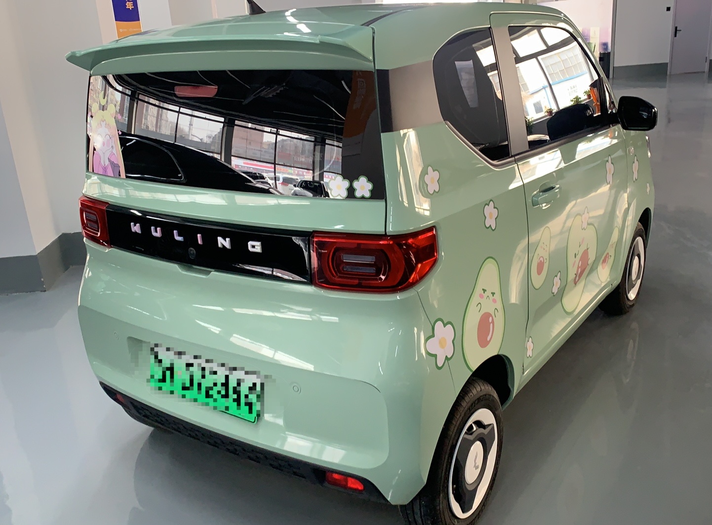 五菱汽车 宏光MINI EV 2021款 马卡龙时尚款 磷酸铁锂