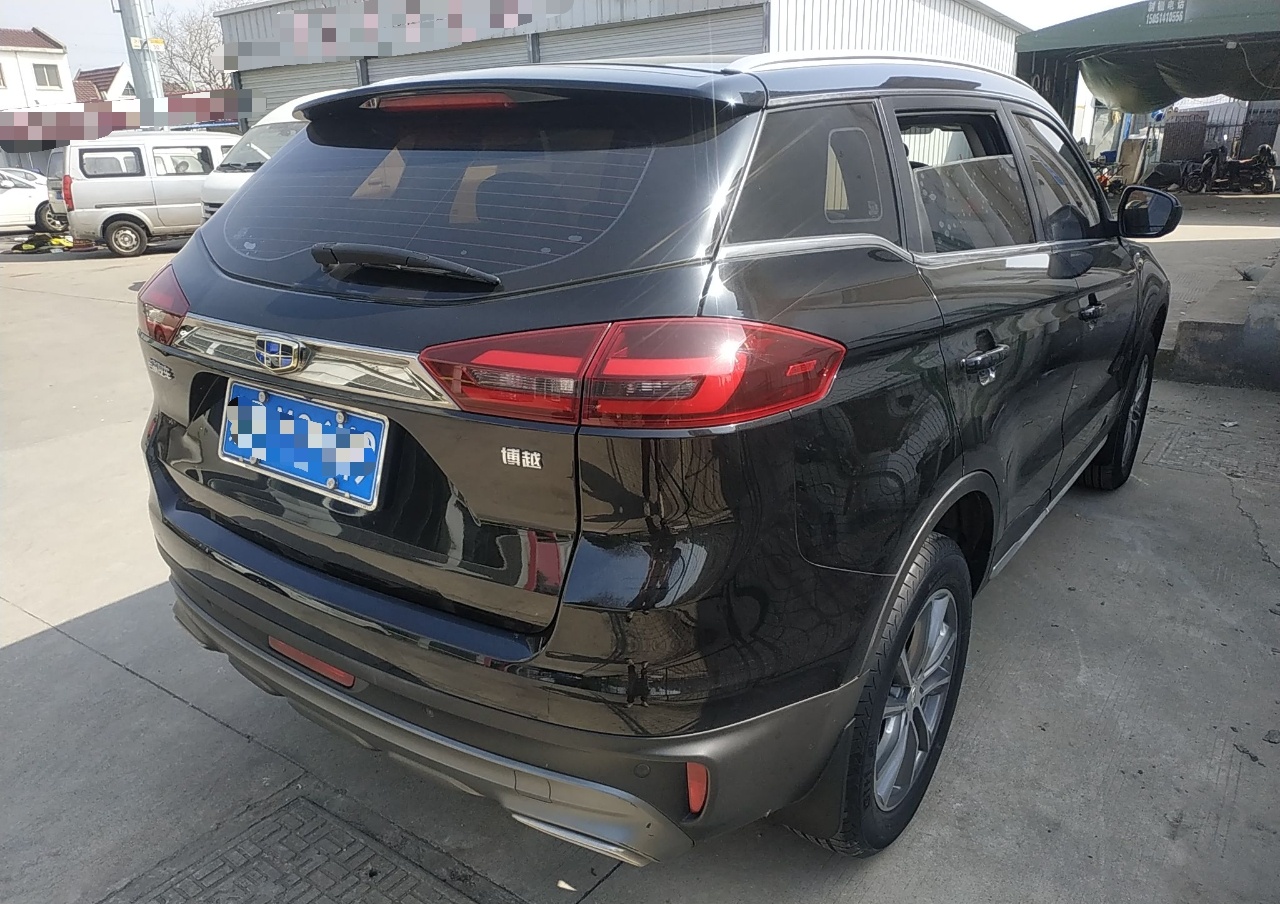 吉利汽车 博越 2018款 2.0L 手动两驱智雅型