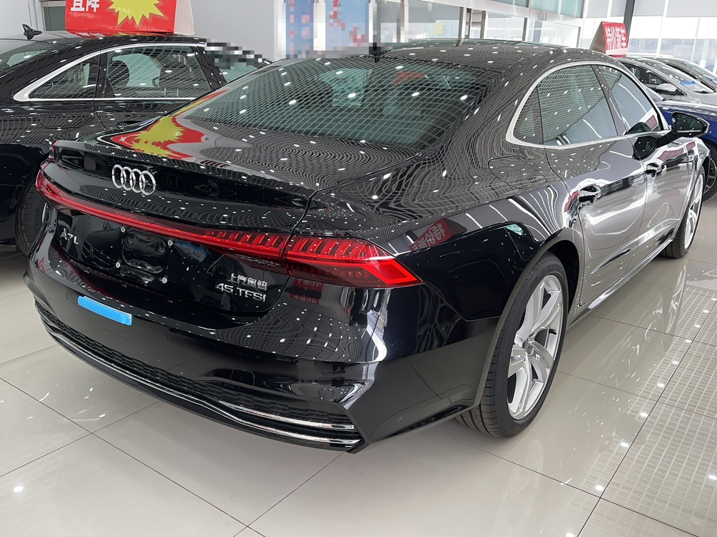 奥迪A7L 2022款 45 TFSI S-line 筑梦未来版