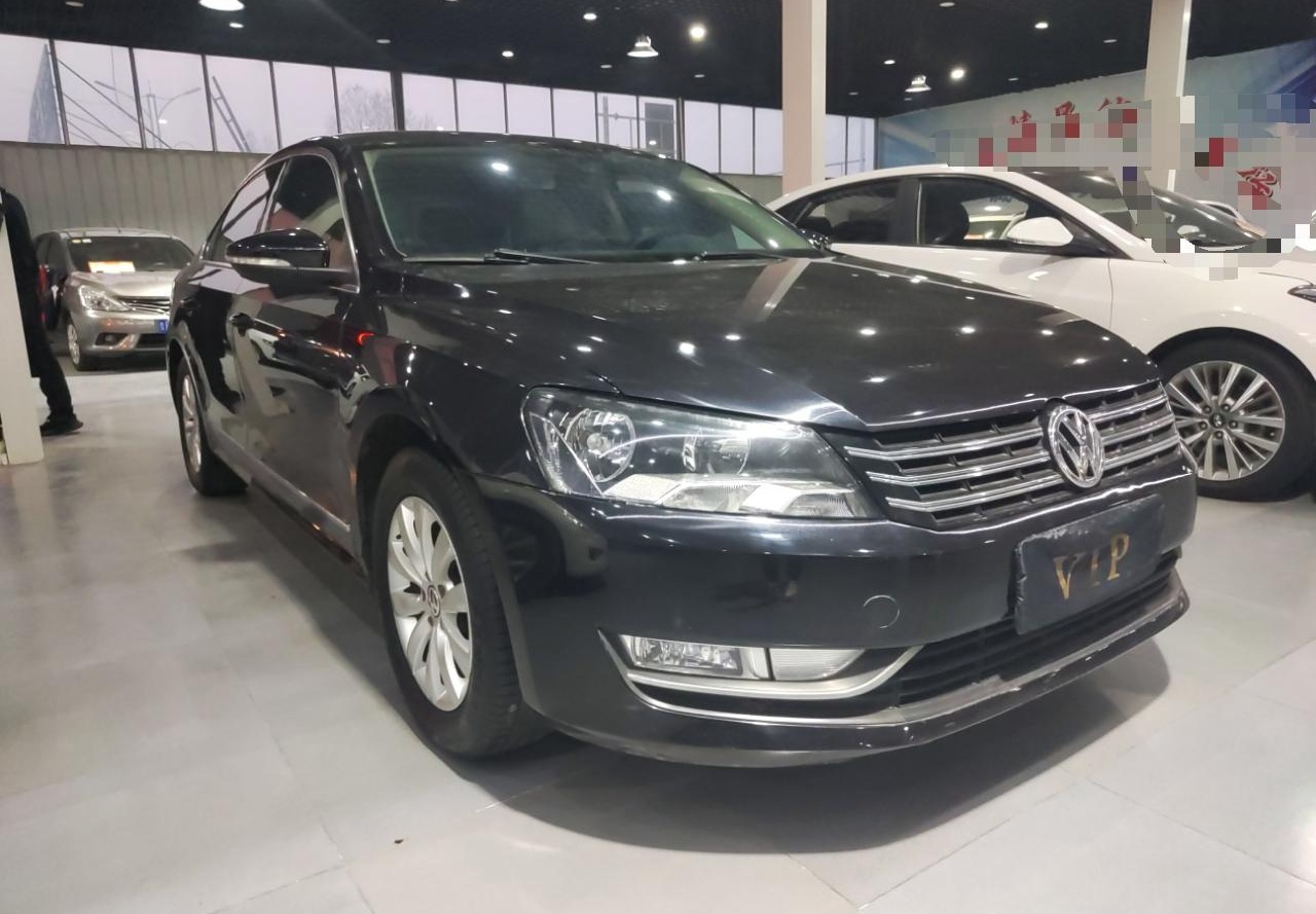 大众 帕萨特 2015款 1.8TSI DSG尊荣版