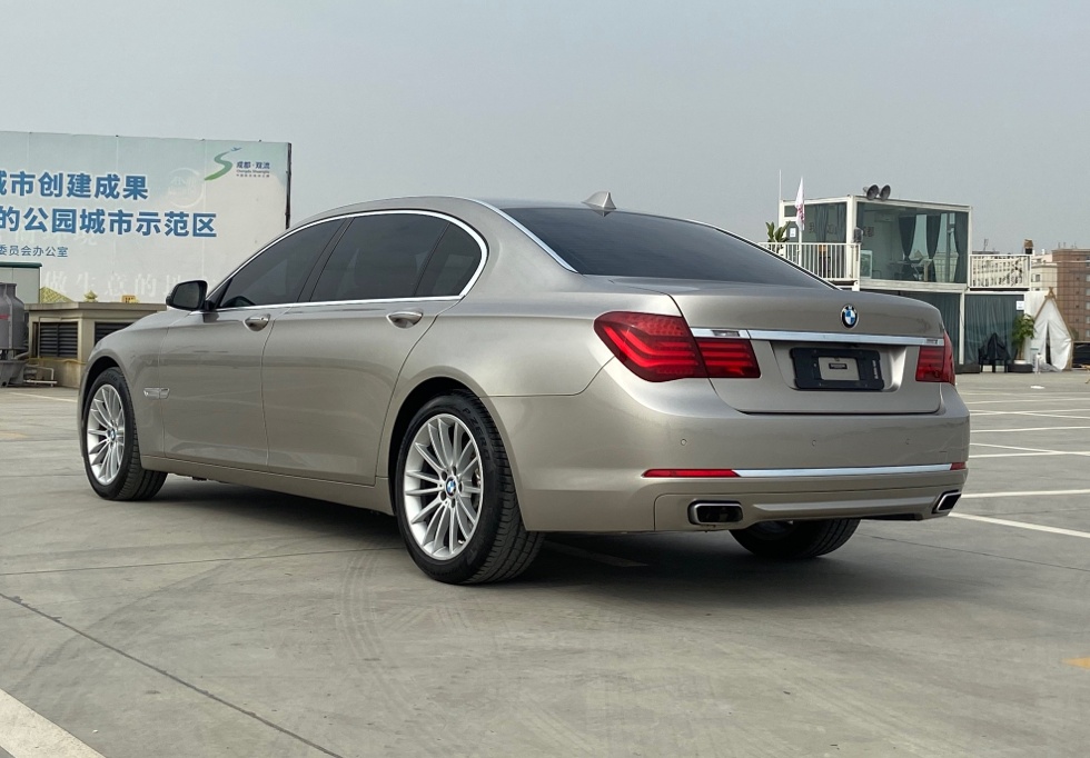 宝马7系 2014款 730Li 臻享型(进口)