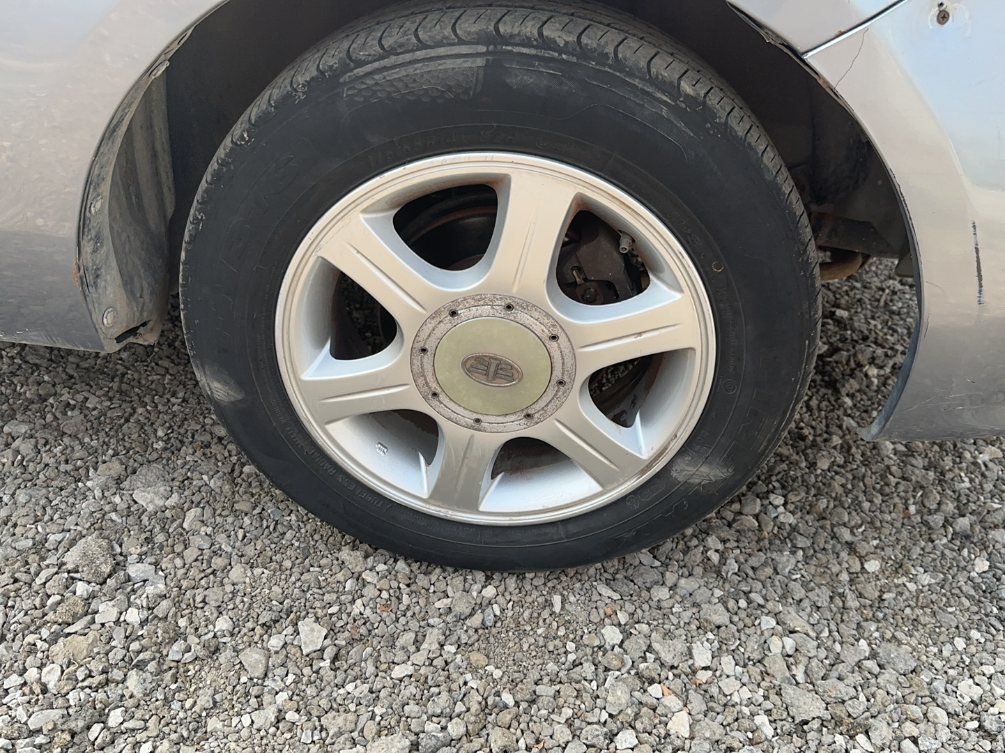 一汽 夏利N5 2011款 1.3L 手动豪华型