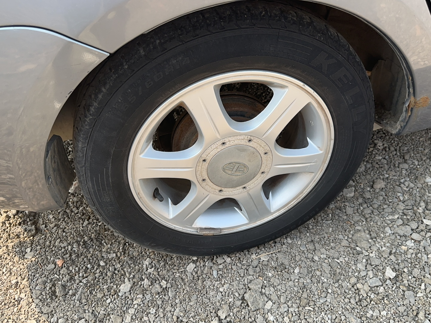 一汽 夏利N5 2011款 1.3L 手动豪华型