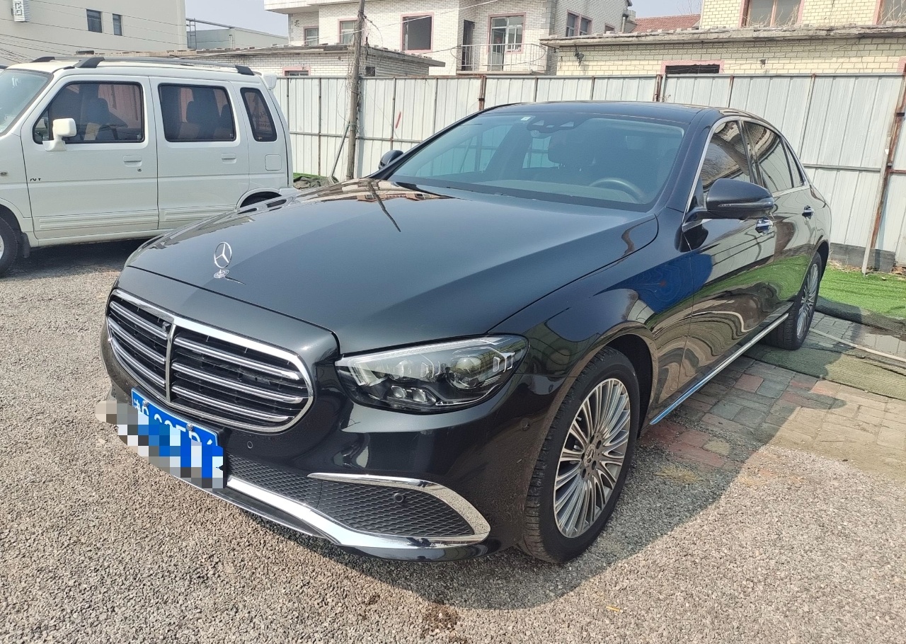 奔驰E级 2021款 E 300 L 尊贵型