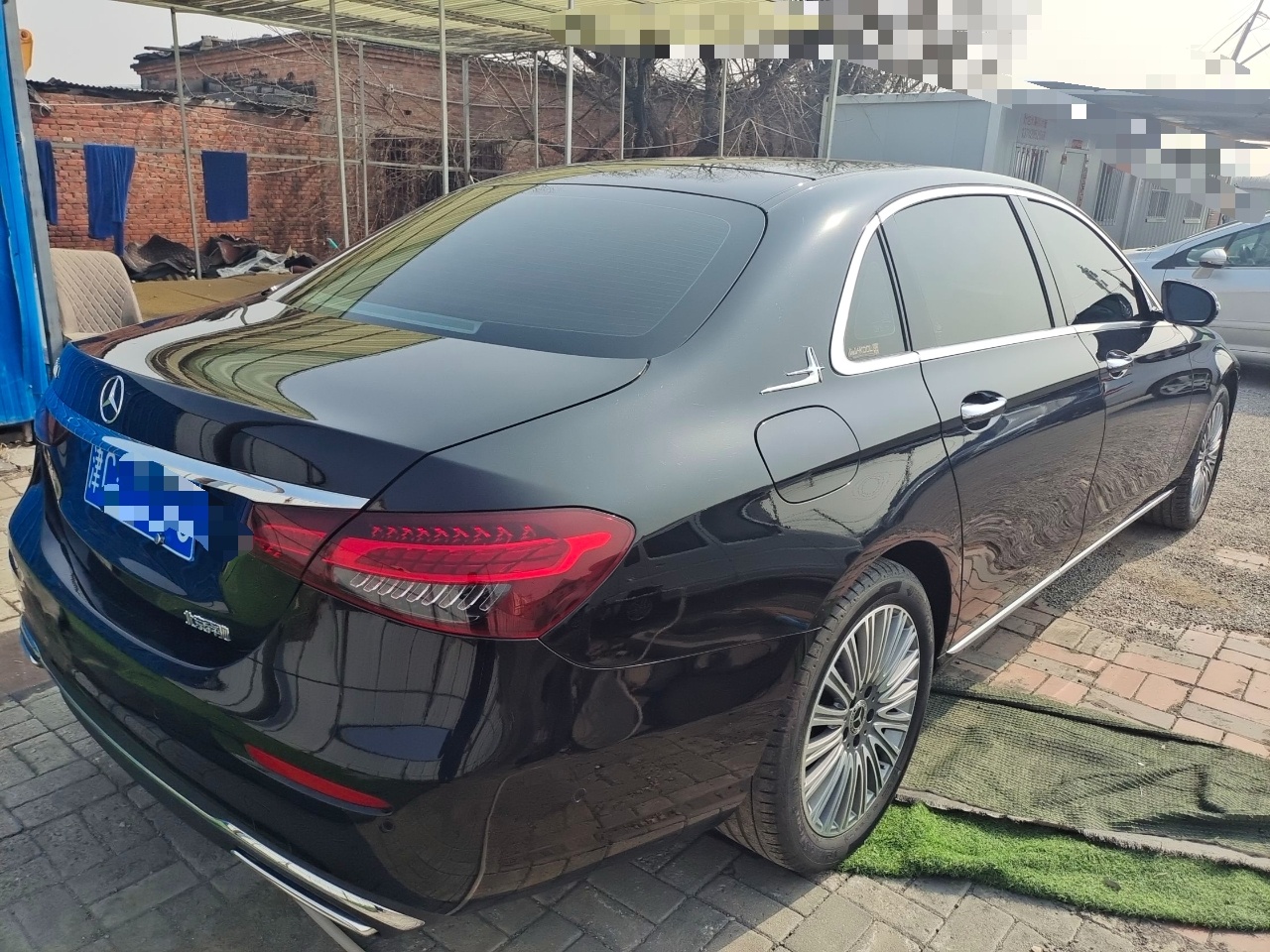 奔驰E级 2021款 E 300 L 尊贵型