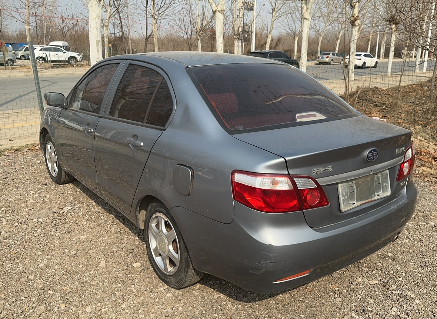 一汽 夏利N5 2011款 1.3L 手动豪华型