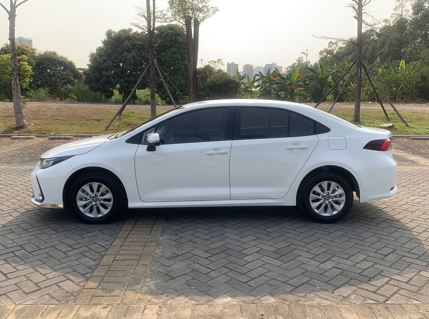 丰田 卡罗拉 2022款 1.2T S-CVT先锋PLUS版