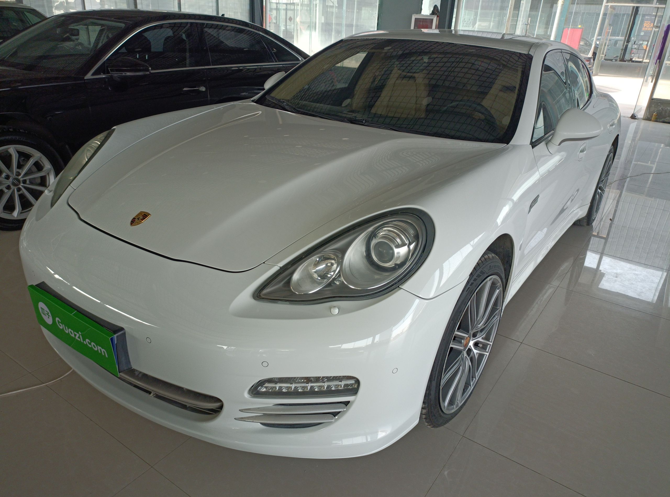 保时捷Panamera 2013款 Panamera Platinum Edition 3.6L