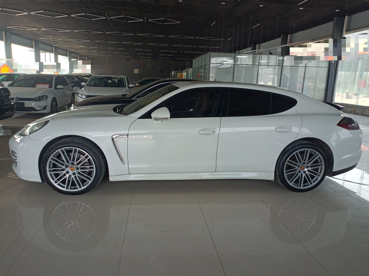 保时捷Panamera 2013款 Panamera Platinum Edition 3.6L