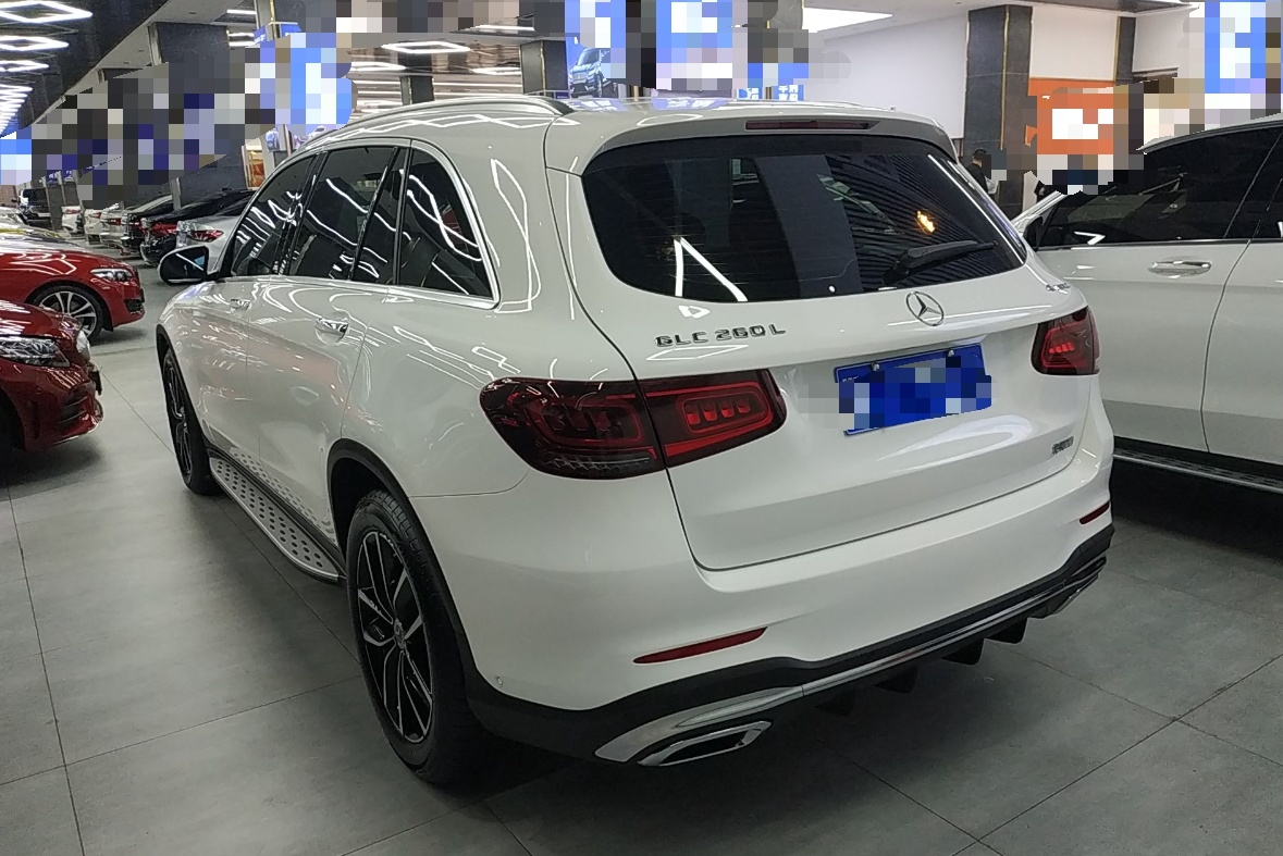 奔驰GLC级 2020款 改款 GLC 260 L 4MATIC 豪华型