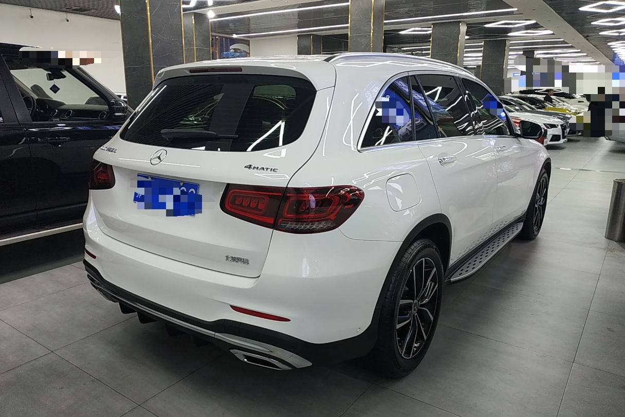 奔驰GLC级 2020款 改款 GLC 260 L 4MATIC 豪华型