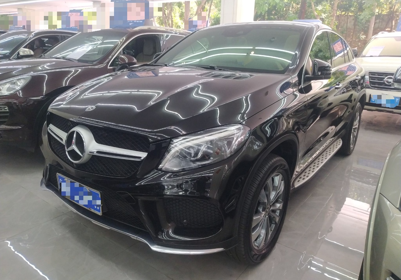 奔驰GLE级 2018款 GLE 400 4MATIC 轿跑SUV(进口)