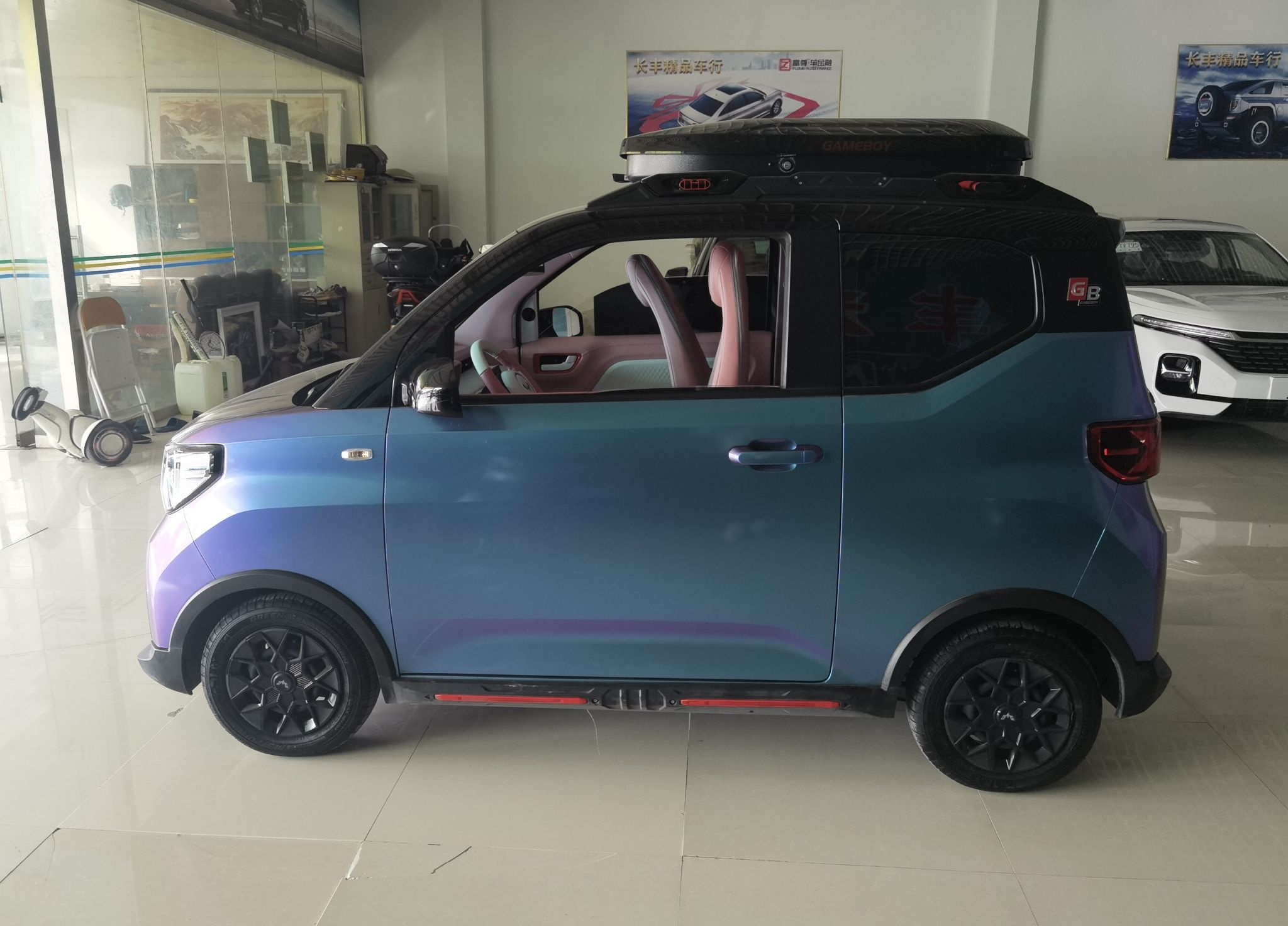 五菱汽车 宏光MINI EV 2022款 GAMEBOY 300km 玩咖款