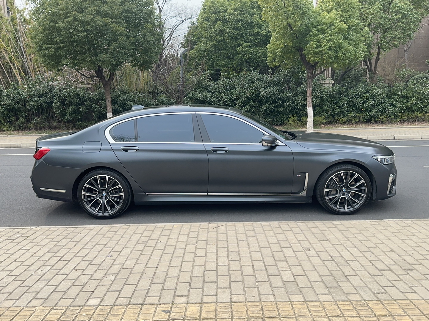 宝马7系 2019款 改款 740Li xDrive 行政型 M运动套装(进口)