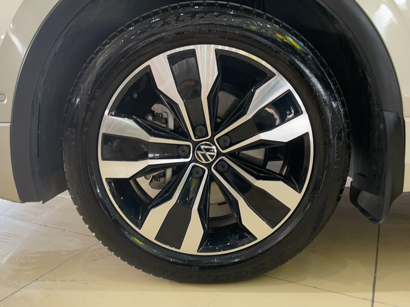 大众 途观L 2022款 330TSI 自动两驱R-Line越享版