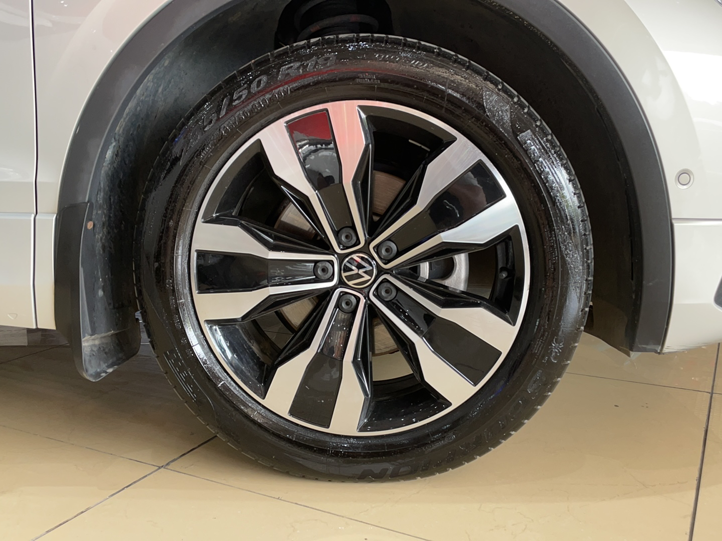 大众 途观L 2022款 330TSI 自动两驱R-Line越享版