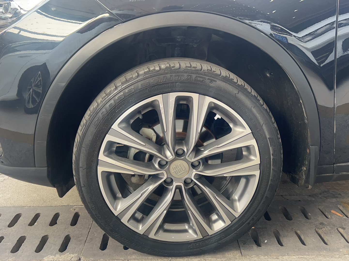 比亚迪 唐 2019款 2.0T 自动智联尊荣型 7座 国VI