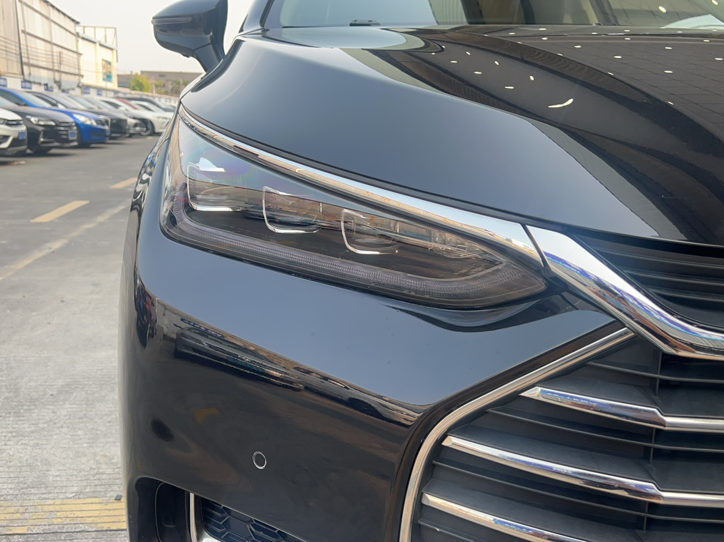 比亚迪 唐 2019款 2.0T 自动智联尊荣型 7座 国VI