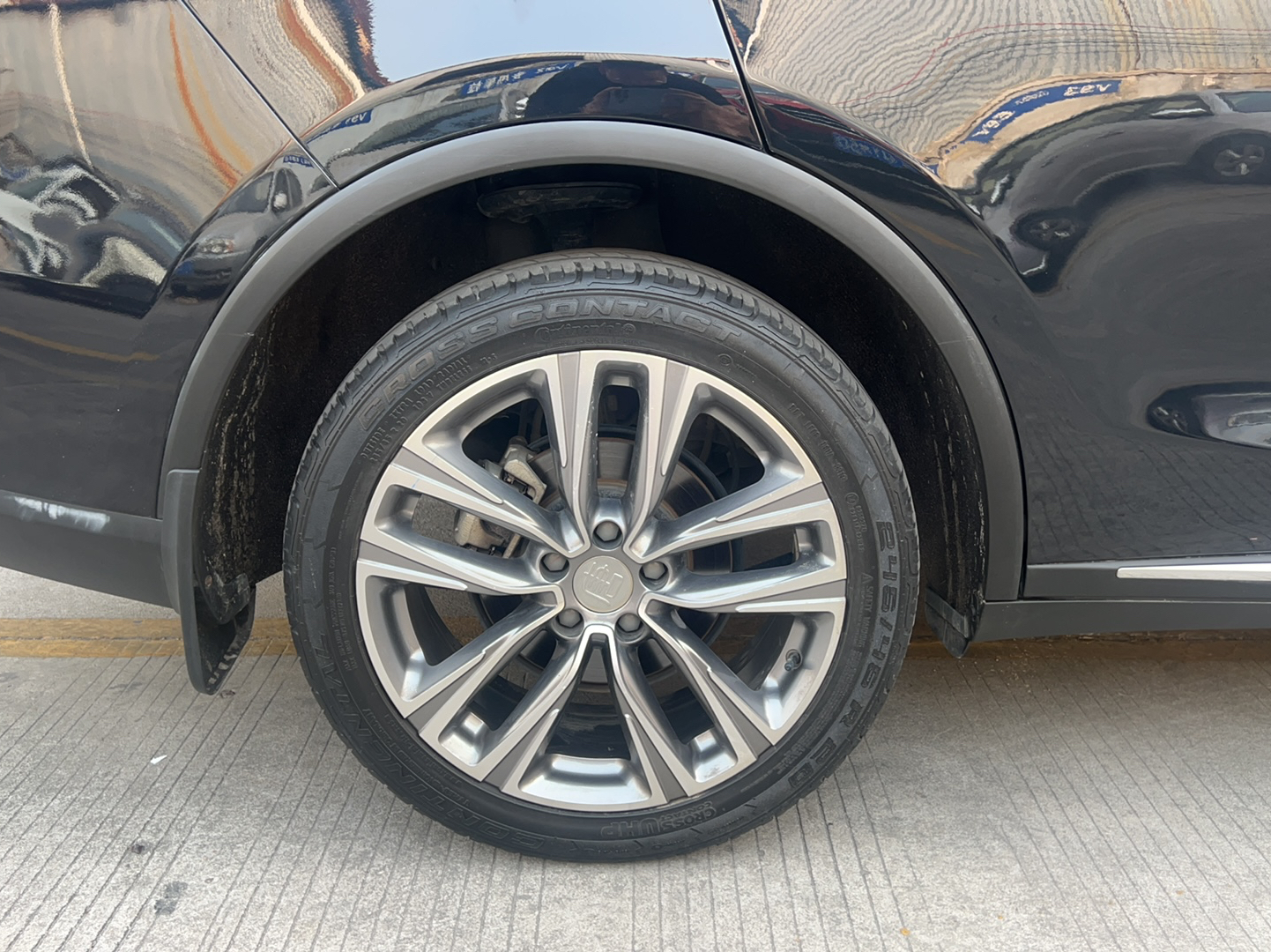 比亚迪 唐 2019款 2.0T 自动智联尊荣型 7座 国VI