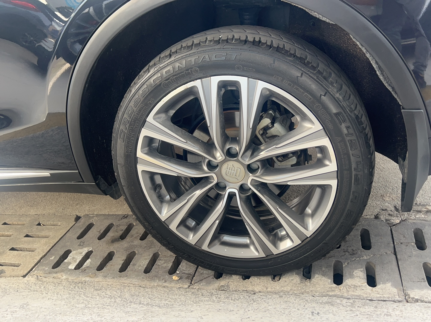 比亚迪 唐 2019款 2.0T 自动智联尊荣型 7座 国VI