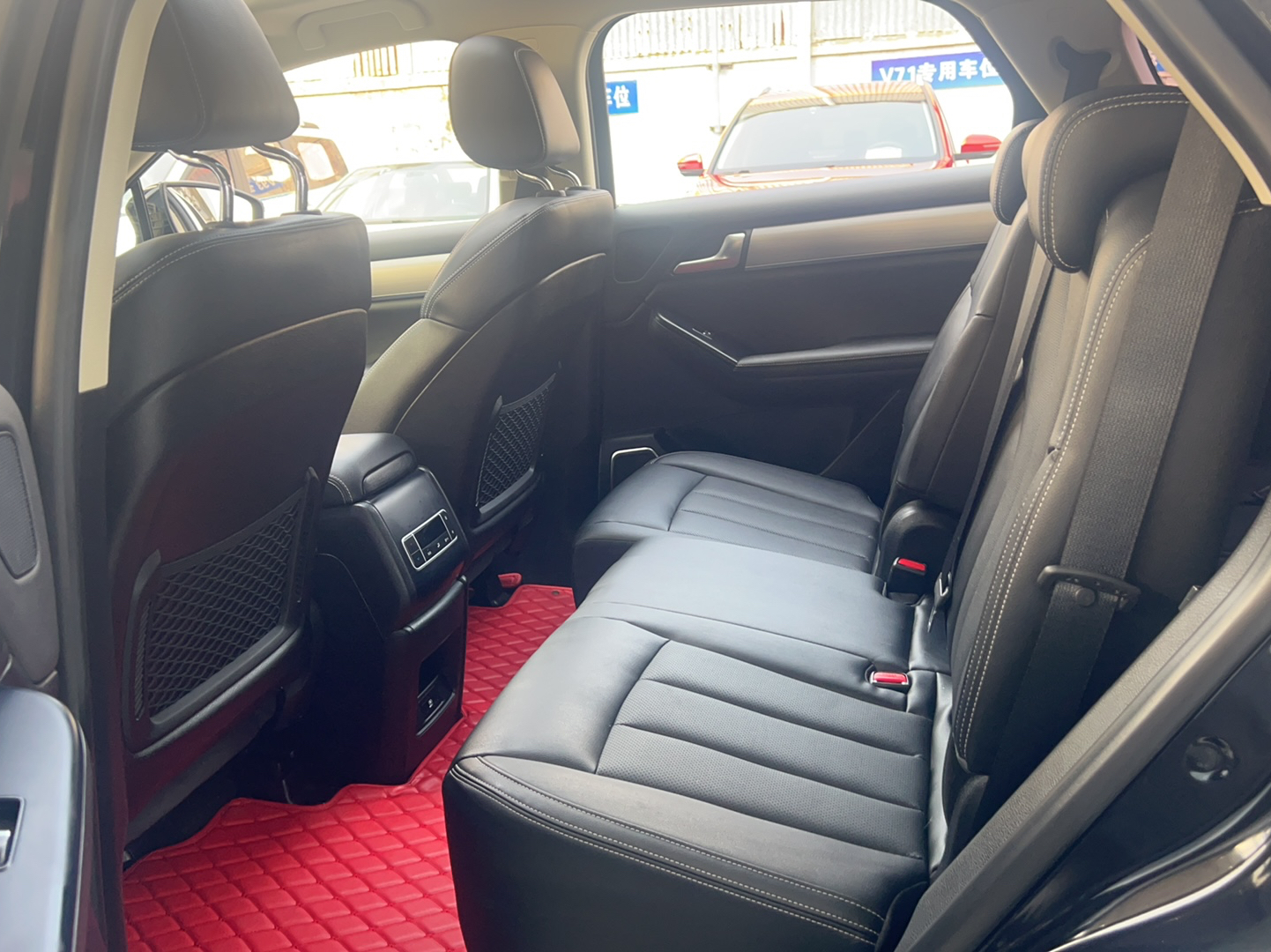 比亚迪 唐 2019款 2.0T 自动智联尊荣型 7座 国VI