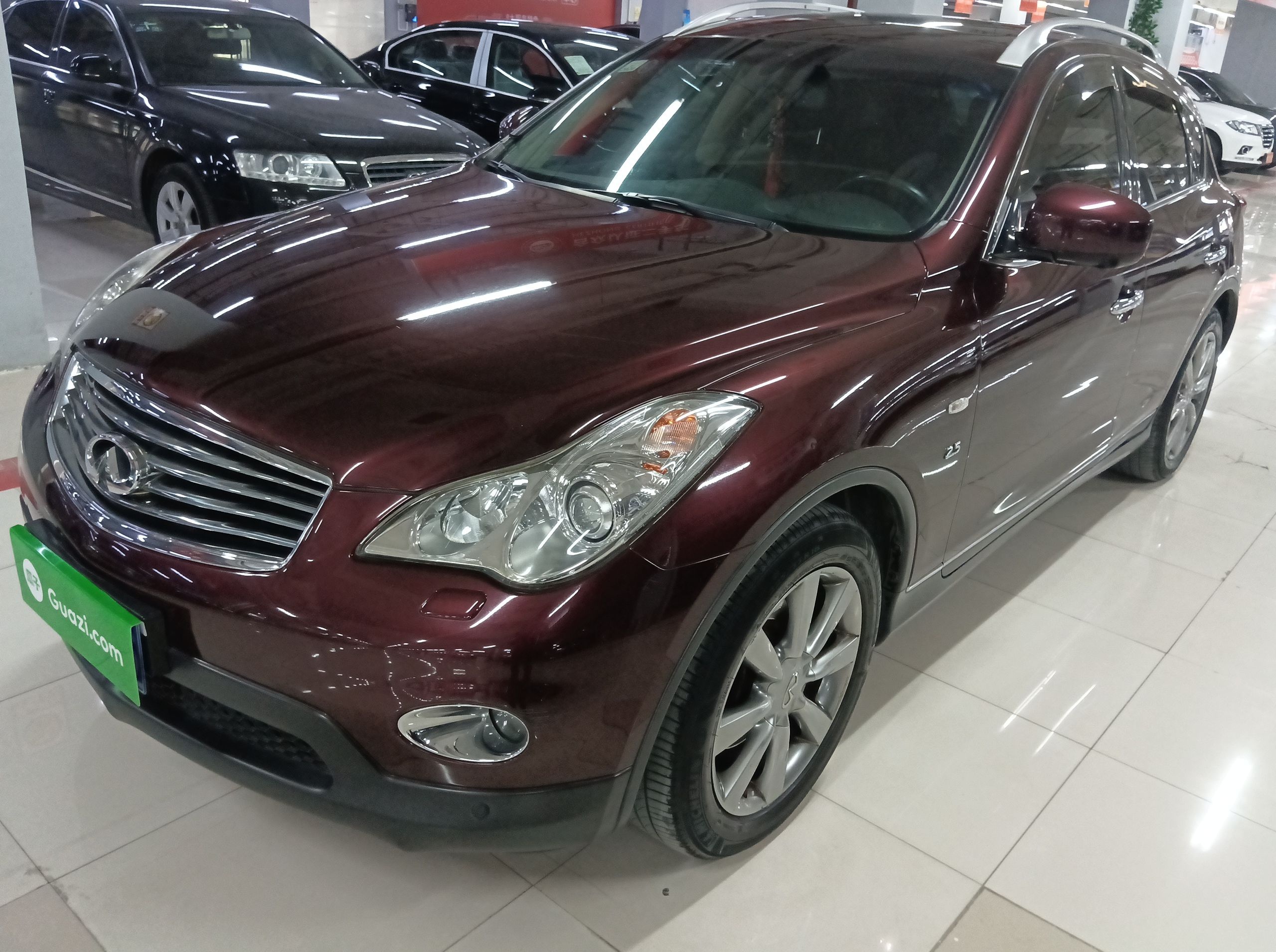 英菲尼迪QX50 2013款 2.5L 两驱优雅版(进口)