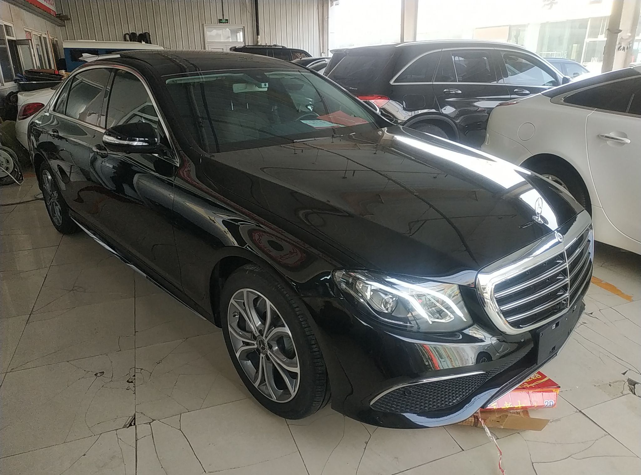 奔驰E级 2020款 E 300 L 运动时尚型