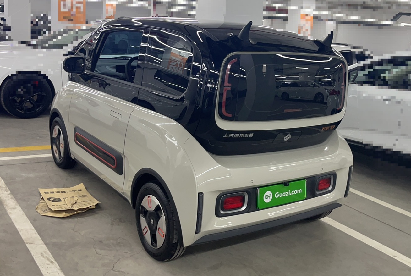 宝骏KiWi EV 2022款 设计师轻享版 三元锂