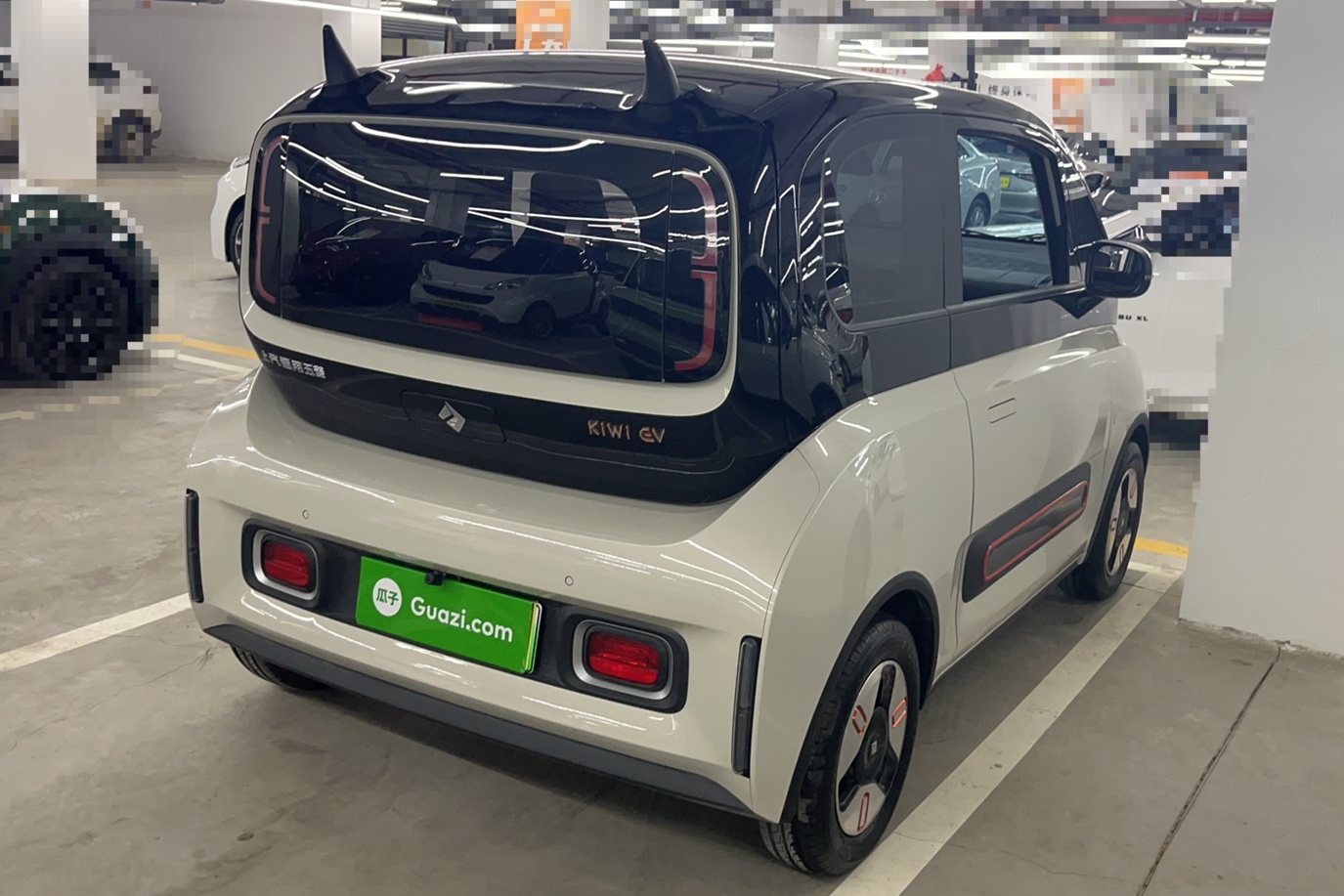 宝骏KiWi EV 2022款 设计师轻享版 三元锂