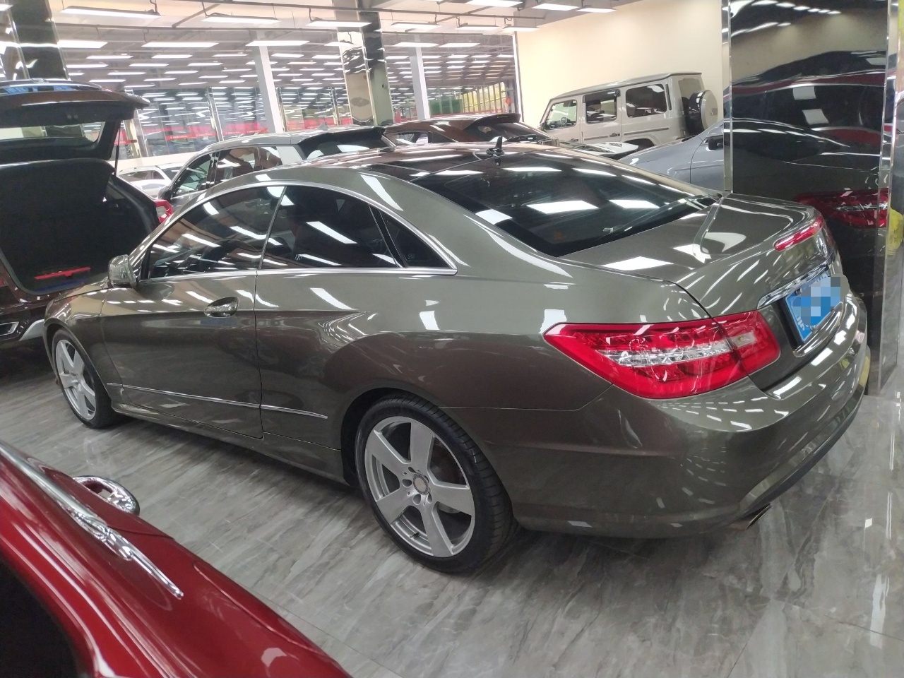 奔驰E级 2012款 E 200 CGI Coupe(进口)