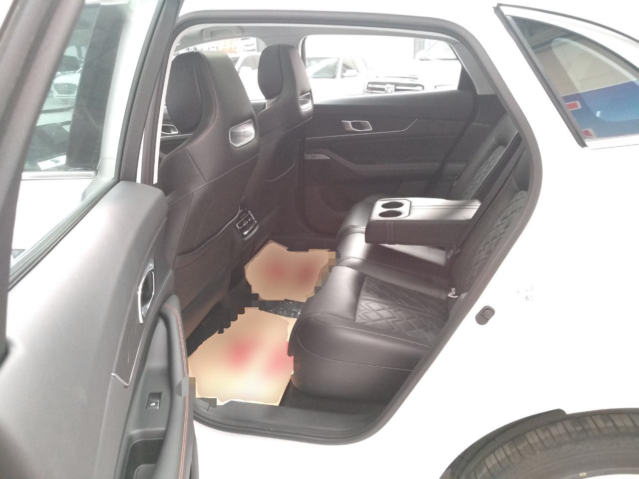 长安UNI-K新能源 2022款 蓝鲸iDD 1.5T 卓越型