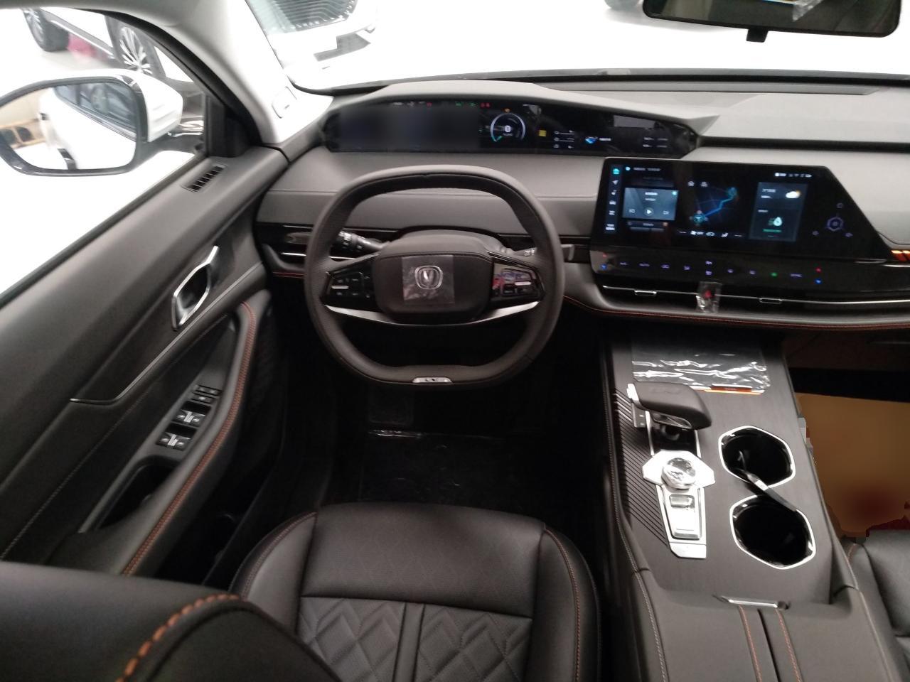 长安UNI-K新能源 2022款 蓝鲸iDD 1.5T 卓越型