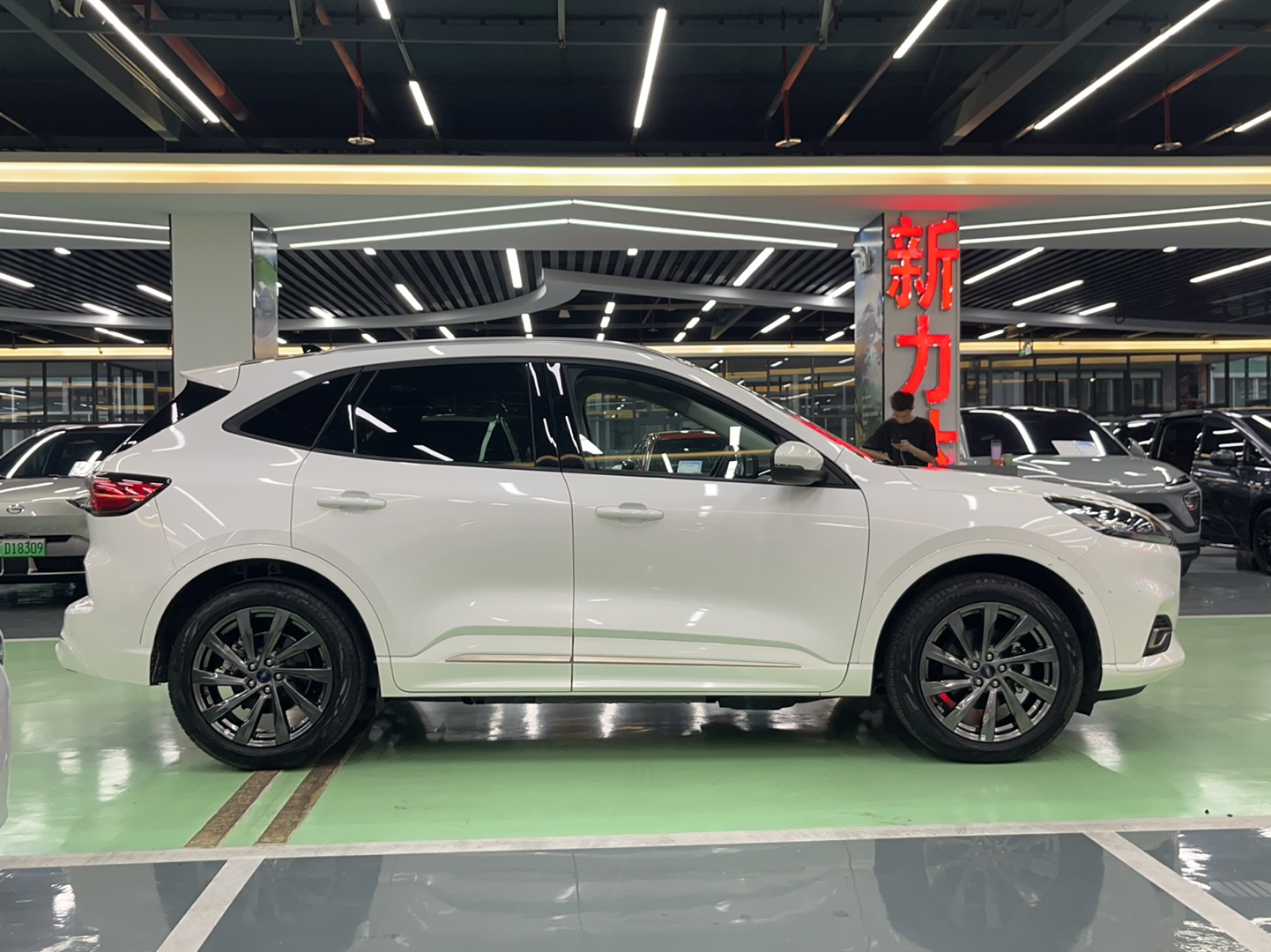 福特 锐际新能源 2021款 PHEV