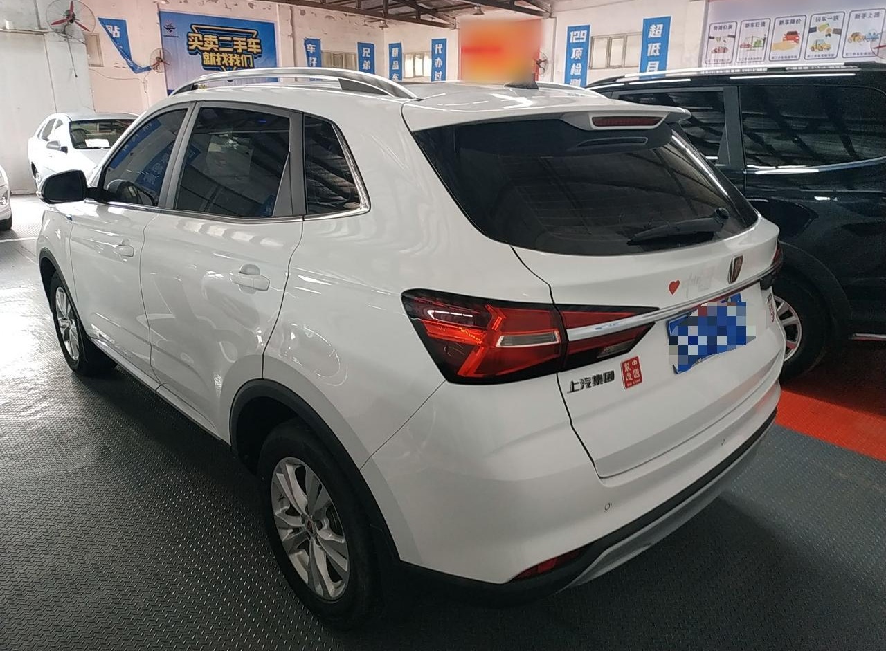 荣威RX3 2020款 1.6L 手动超爽进取版