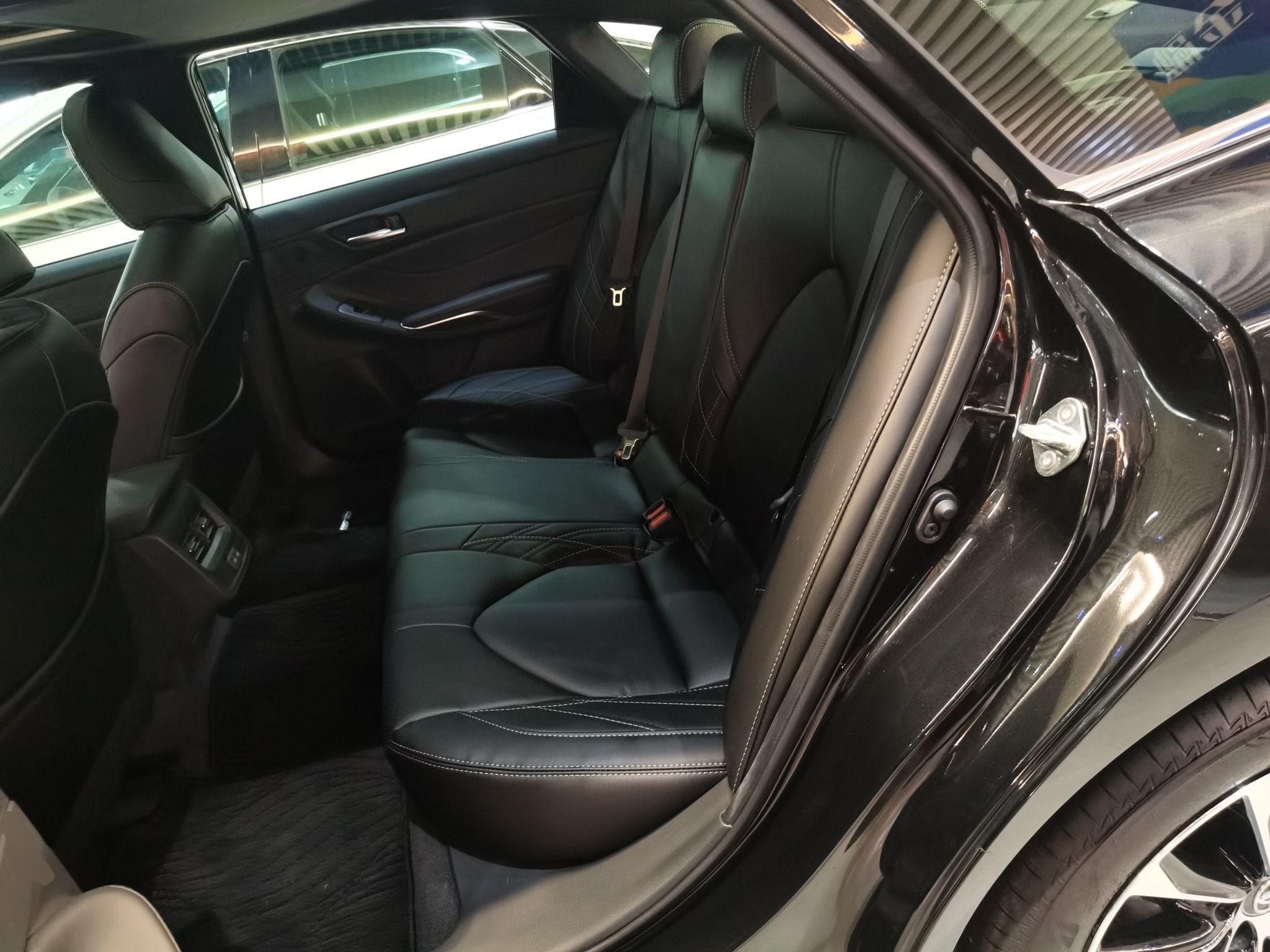 丰田 亚洲龙 2022款 2.0L 进取版