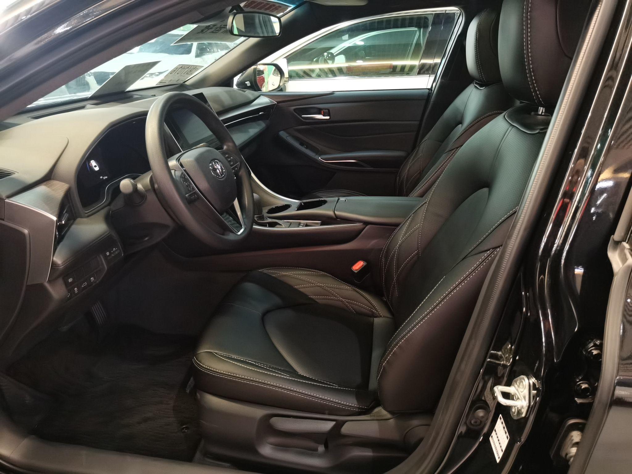 丰田 亚洲龙 2022款 2.0L 进取版