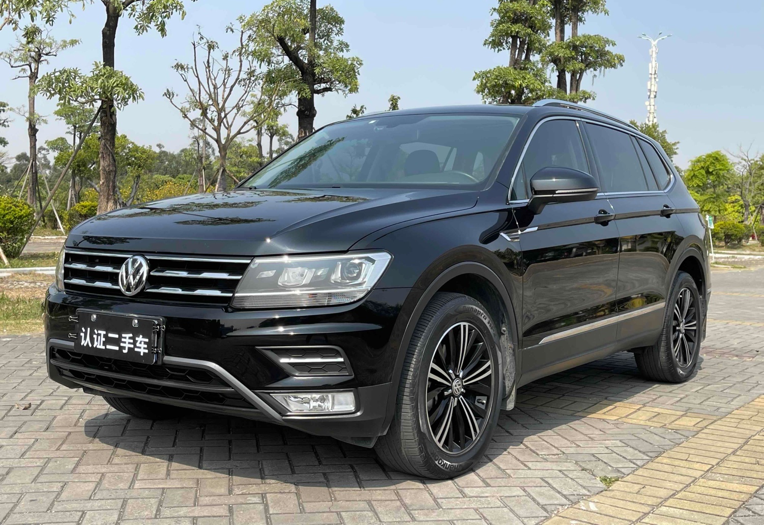 大众 途观L 2019款 改款 330TSI 自动两驱全景舒适版 国VI