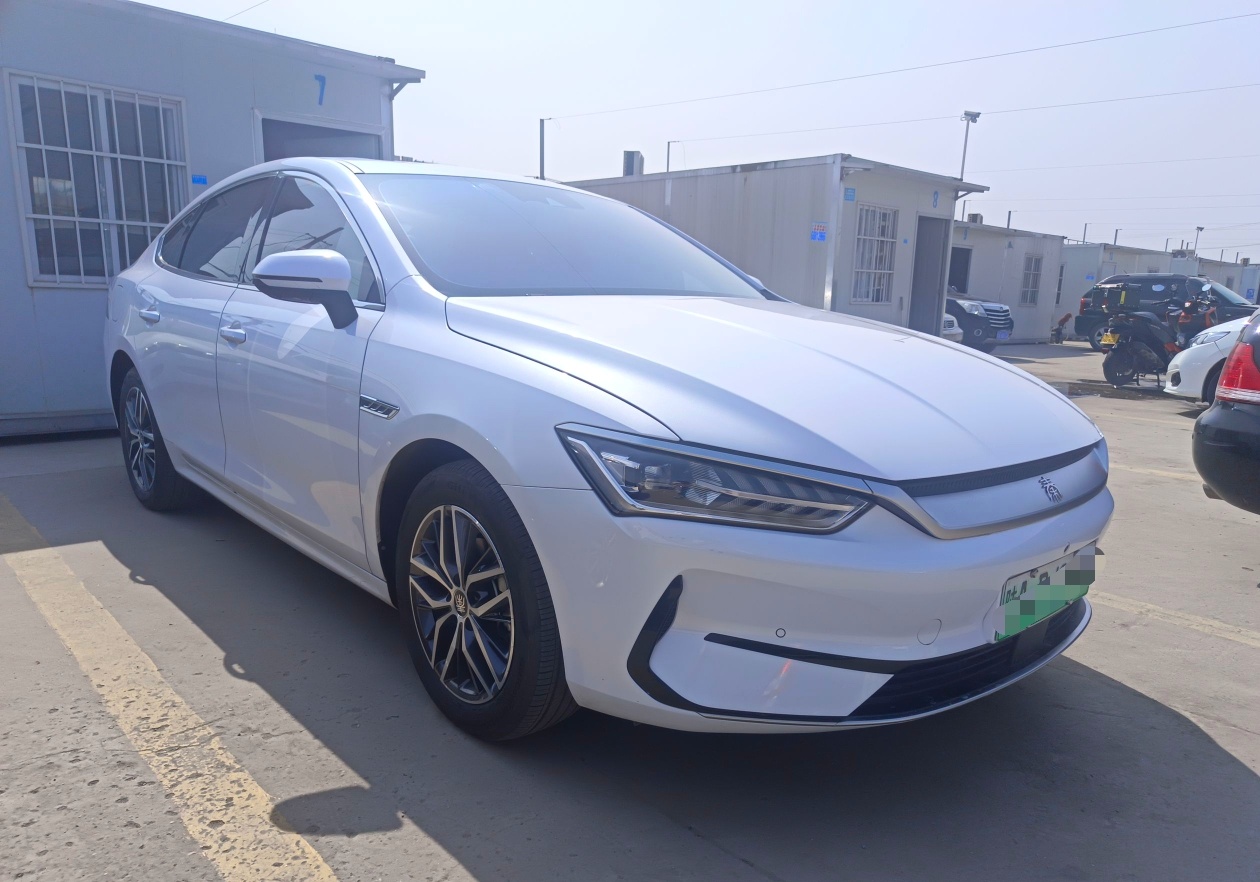 比亚迪 秦PLUS 2021款 EV 500KM 尊贵型