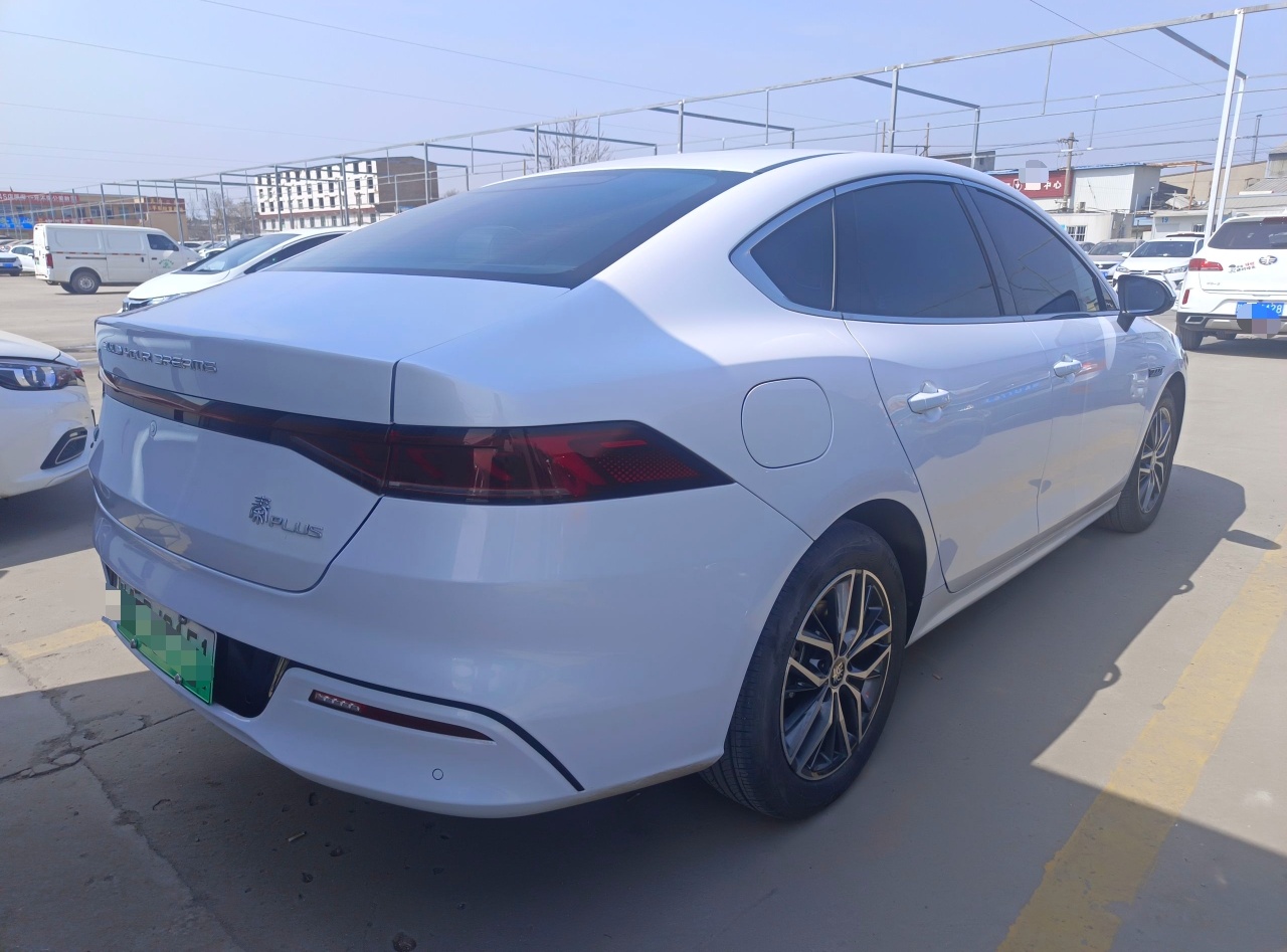 比亚迪 秦PLUS 2021款 EV 500KM 尊贵型